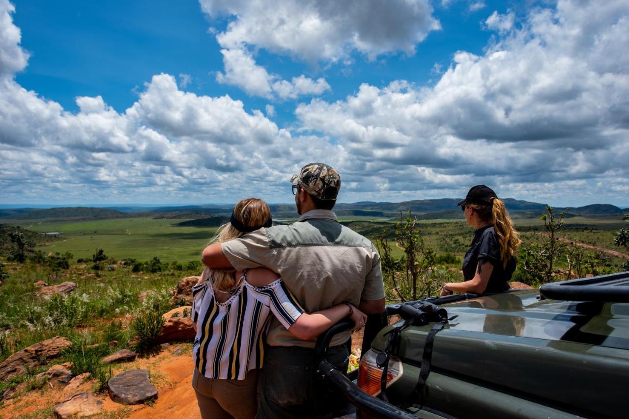 Nungubane Game Lodge ヴェルハヴォンデン・ゲーム・リザーブ エクステリア 写真